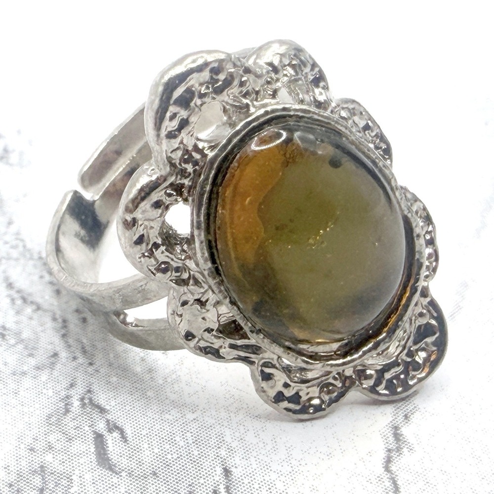 Silver Tone Filigree Cabochon Ring Adjustable Size 6.5 to 7 New‎ Unworn